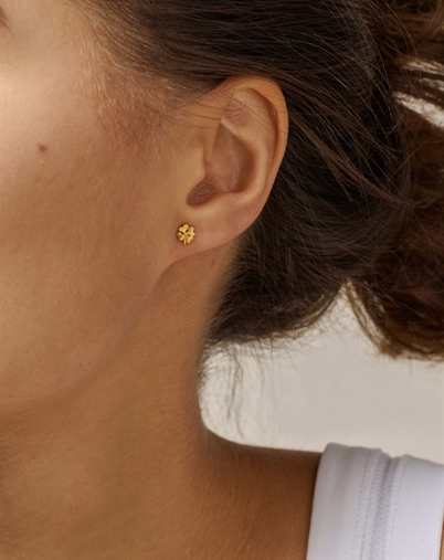 Enamel Copenhagen - Organic Clover Mini Studs - Guldfarvet